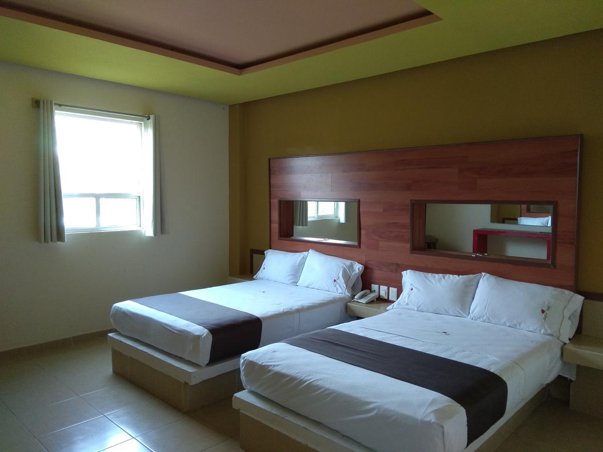 Hotel Rubi Manzanillo Eksteriør bilde